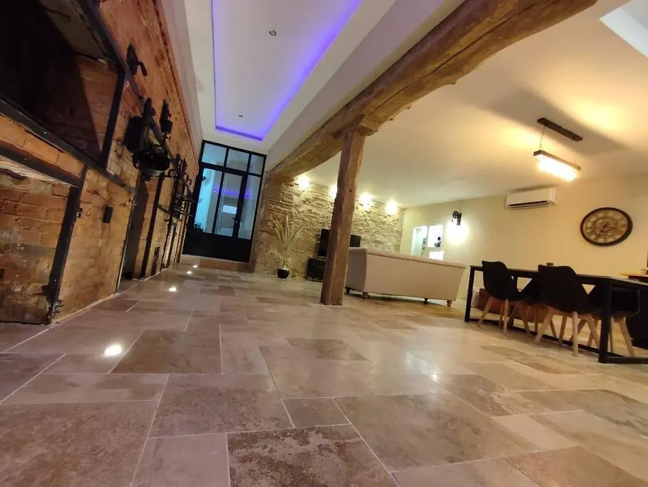 Holiday home Au Temps Suspendu Villa Montpezat
